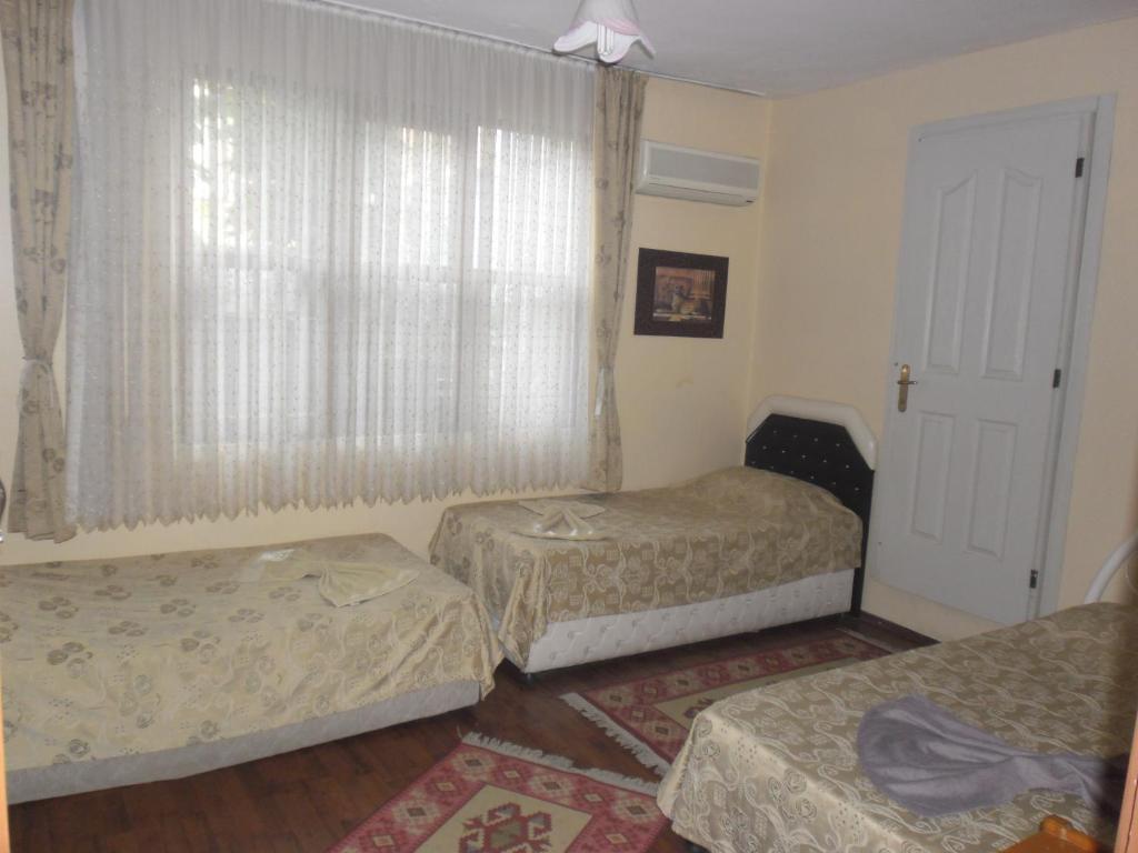 Lazer Pension Antalya Bilik gambar