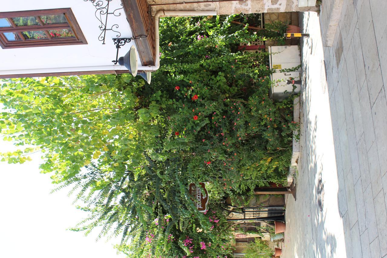 Lazer Pension Antalya Bilik gambar